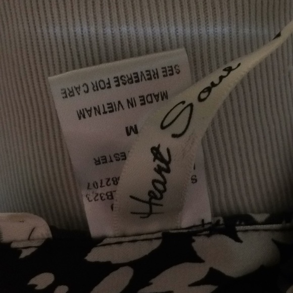 Heart Soul M black& White Blouse w/belt - Picture 4 of 5